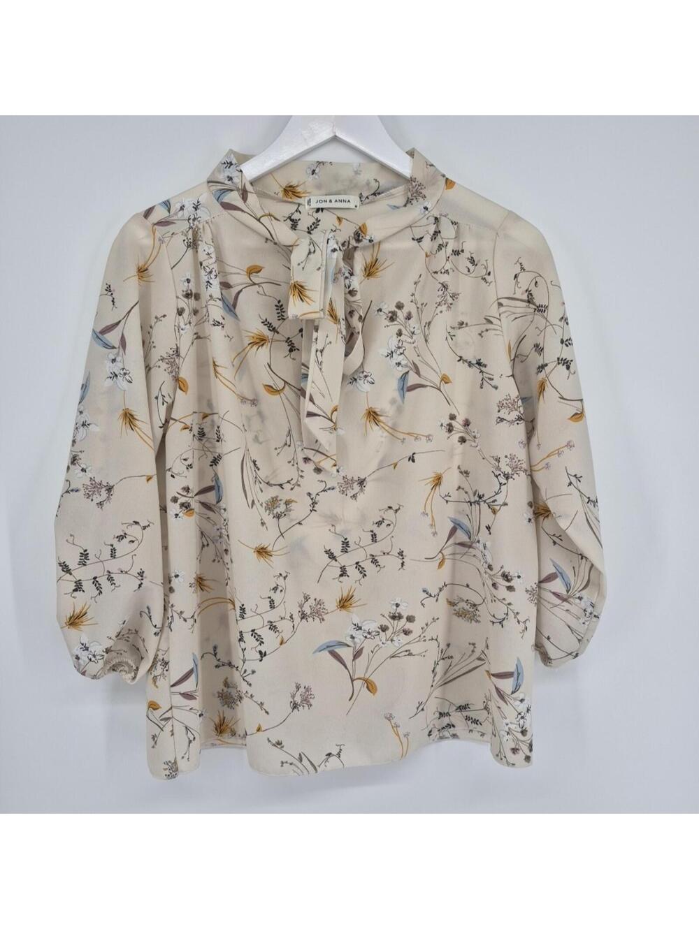 Jon & Anna Women's M Cream Floral Sheer 3/4 Sleeve Blouse Keyhole Tie Bow